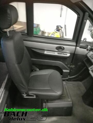Sæde flytning 8-10cm bagud - Bach Kabinescooter Incl. montering